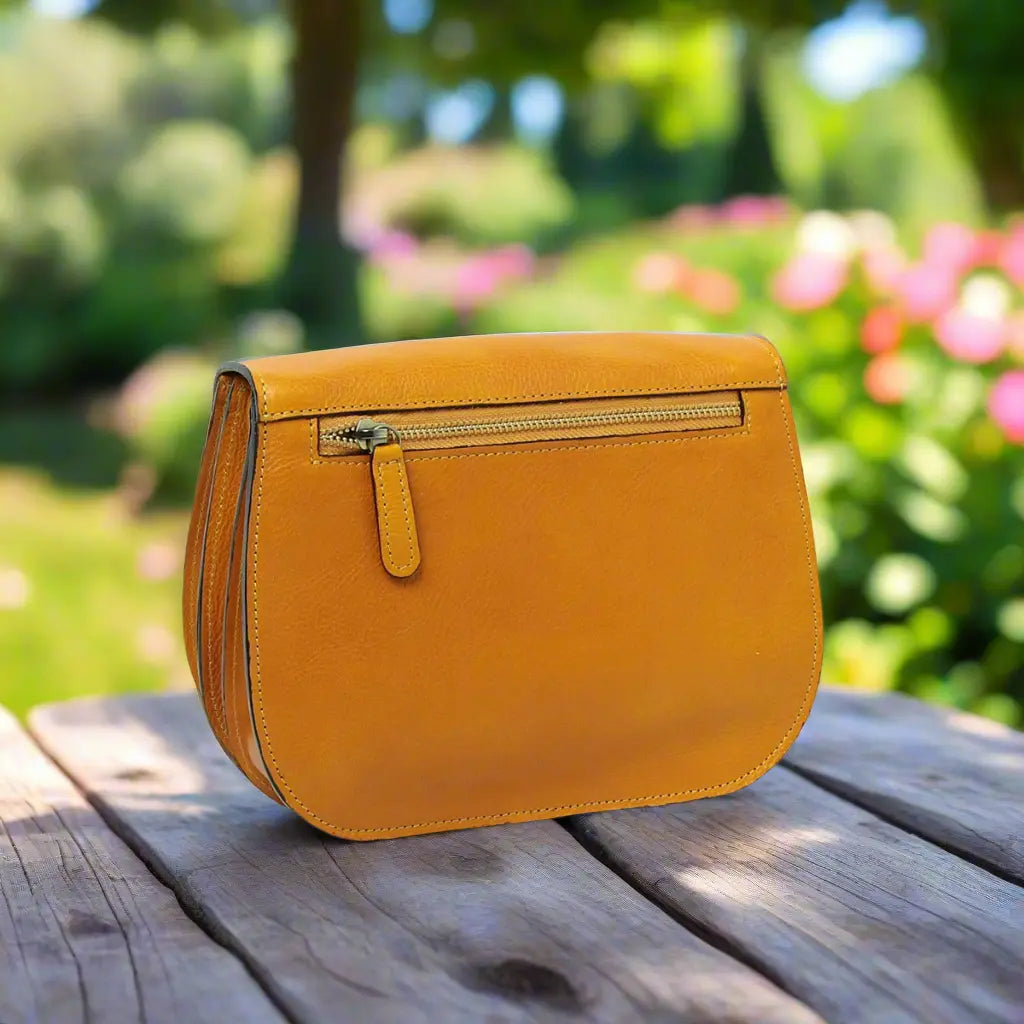 Full Grain Calfskin Shoulder Bag | Casual & Everyday Use