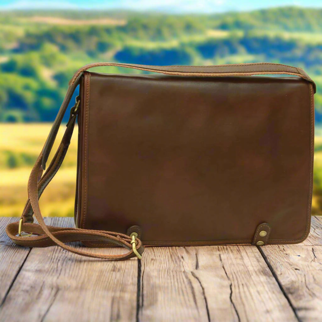 Calfskin Nappa Messenger Bag | Everyday Use & Casual