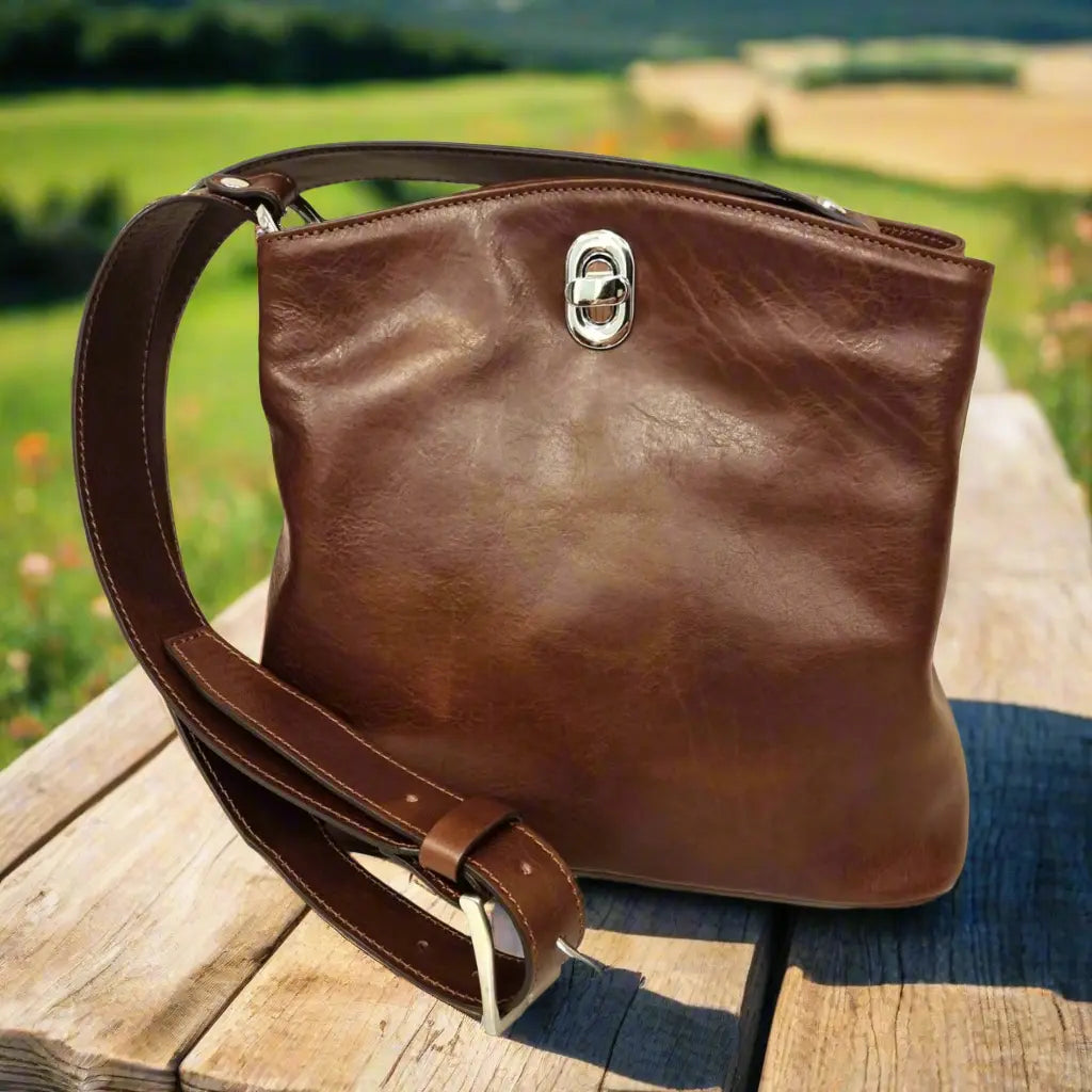 Leather Bucket Bag | Casual
