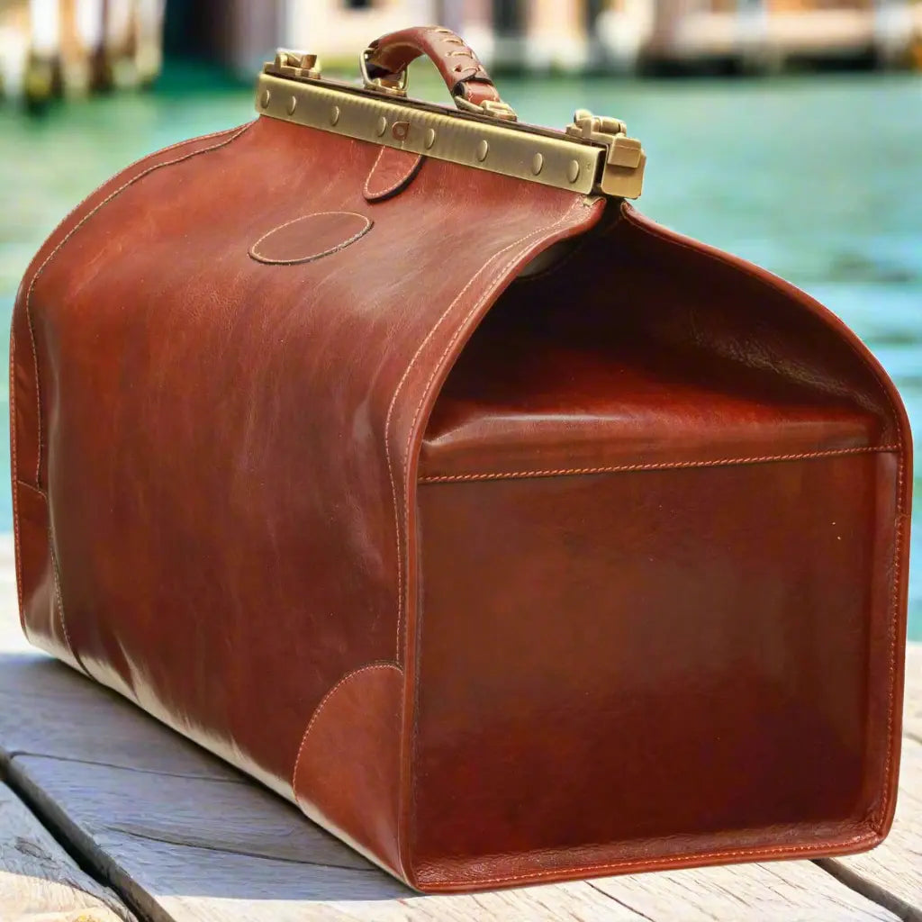 Large Leather "Old America" Bag | Travel & Weekend
