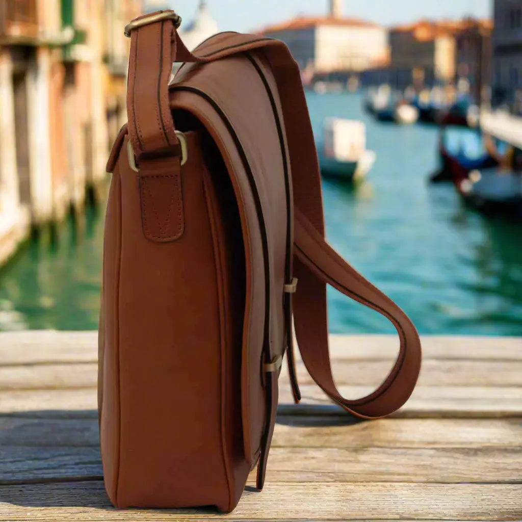 Large Leather Bag with Magnetic Closure | Work & Office