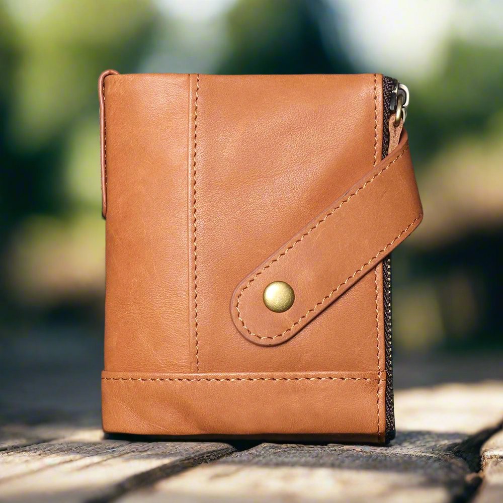 Unisex Wallet with Lock Closure – Genuine Top-Grain Leather