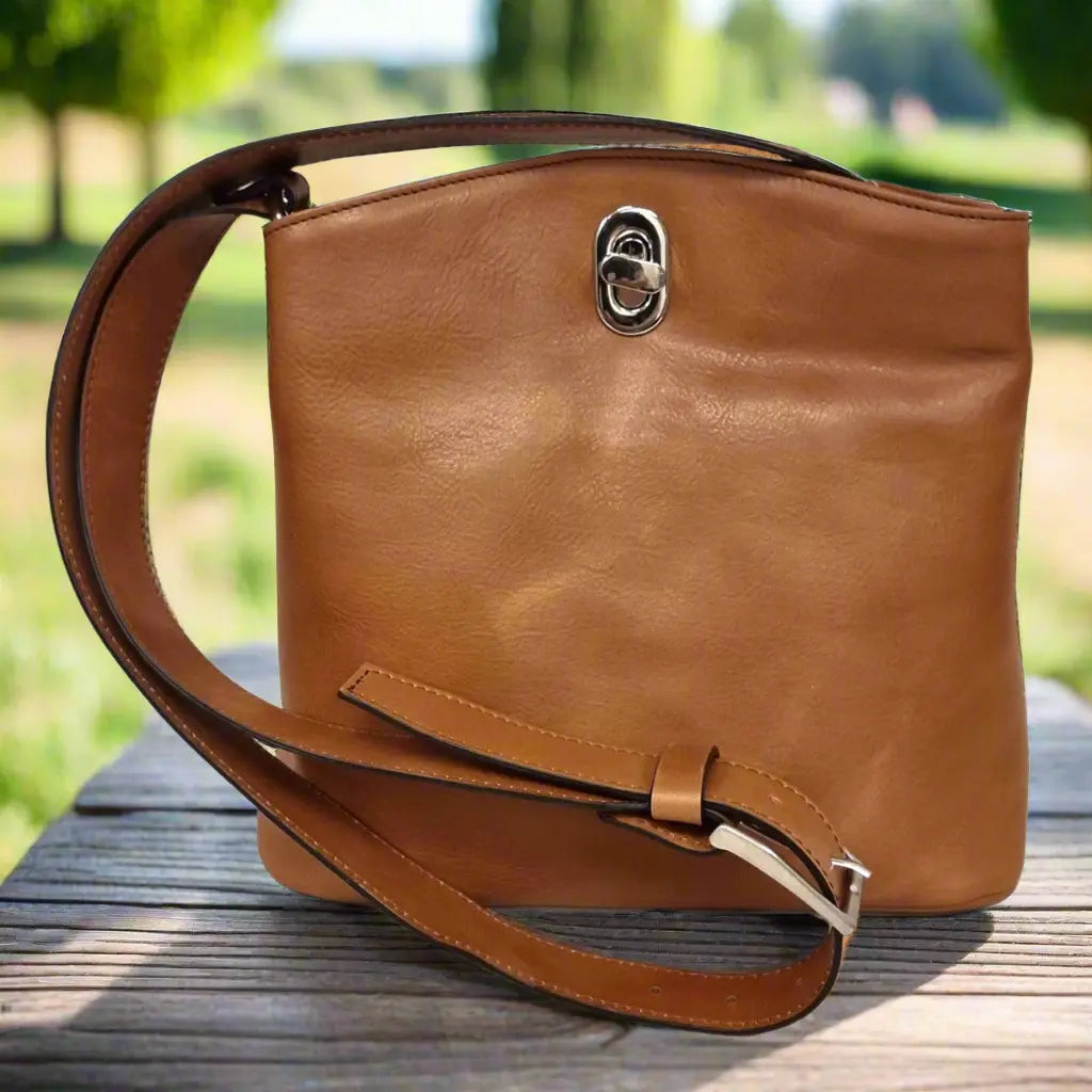 Leather Bucket Bag | Casual