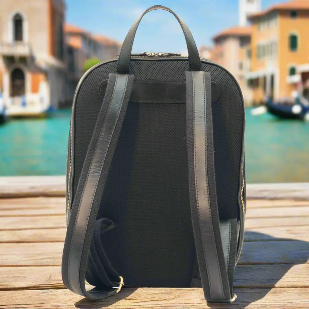 Leather Backpack with Exterior Zip Pockets | Travel & Work